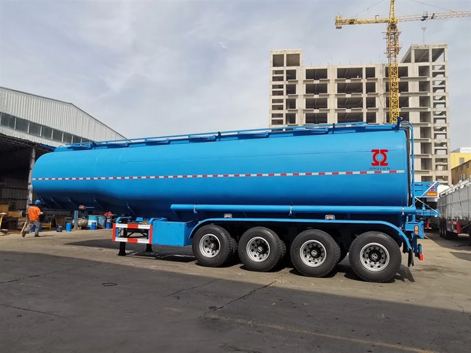 Low Price Sales Of Stock 55m3 Oil Tanker Semi Trailer suppliers